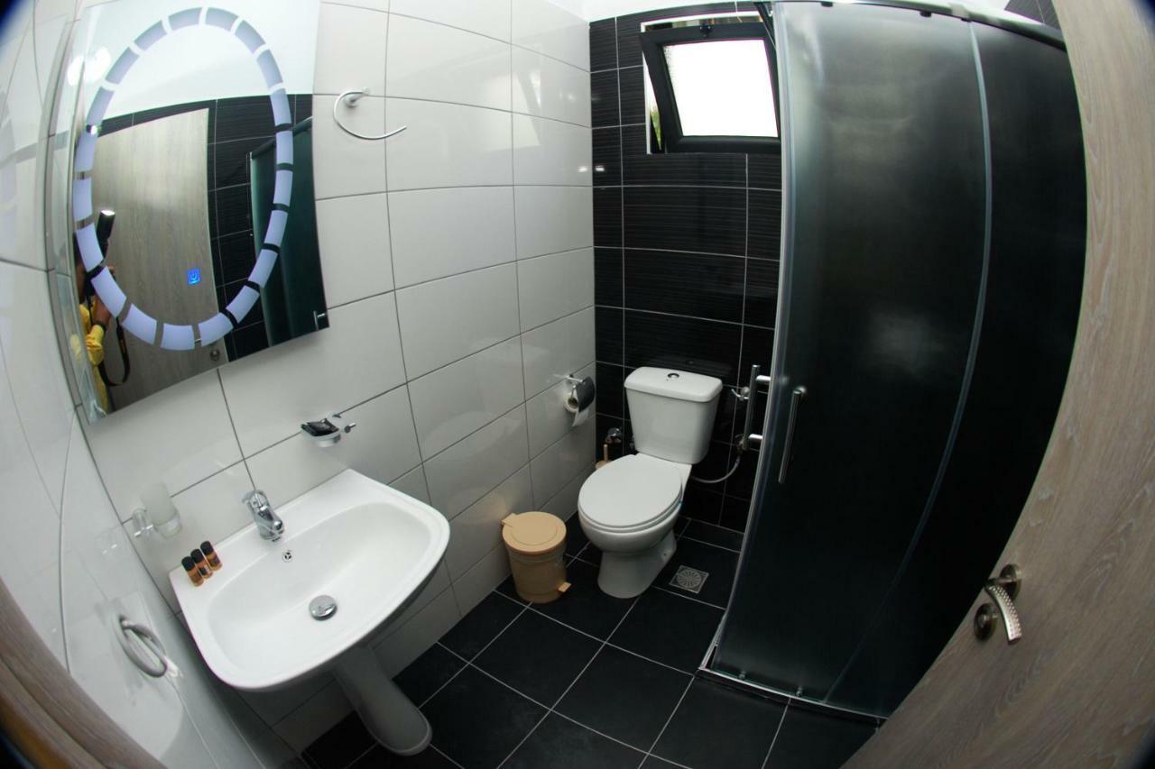 Hotel Mesopotami Bagian luar foto